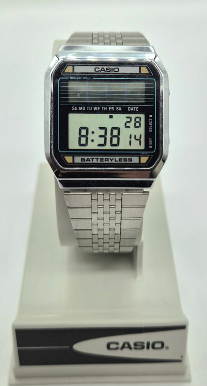 Vintage Casio BB-800 solar batteryless digital watch