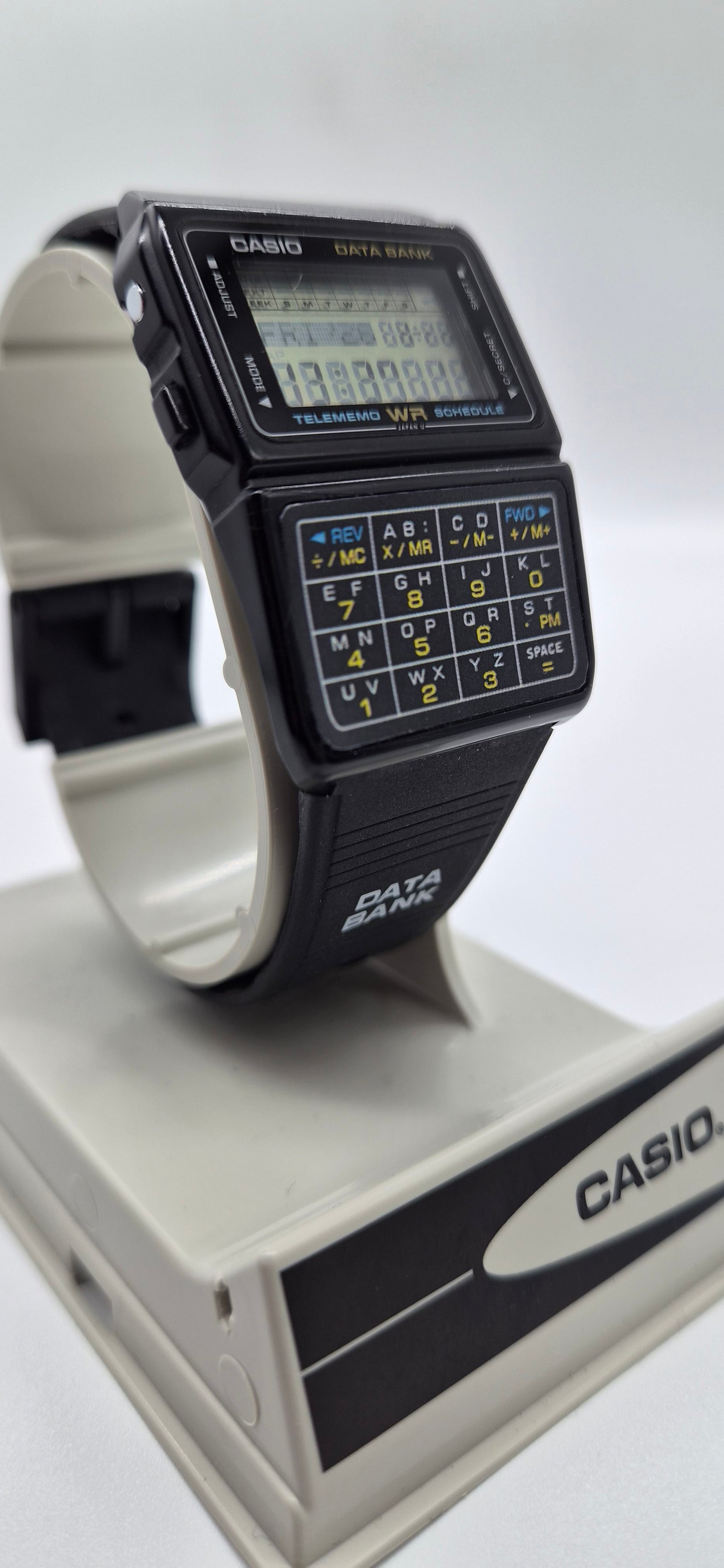 Casio DBC-61 Databank Calculator Watch