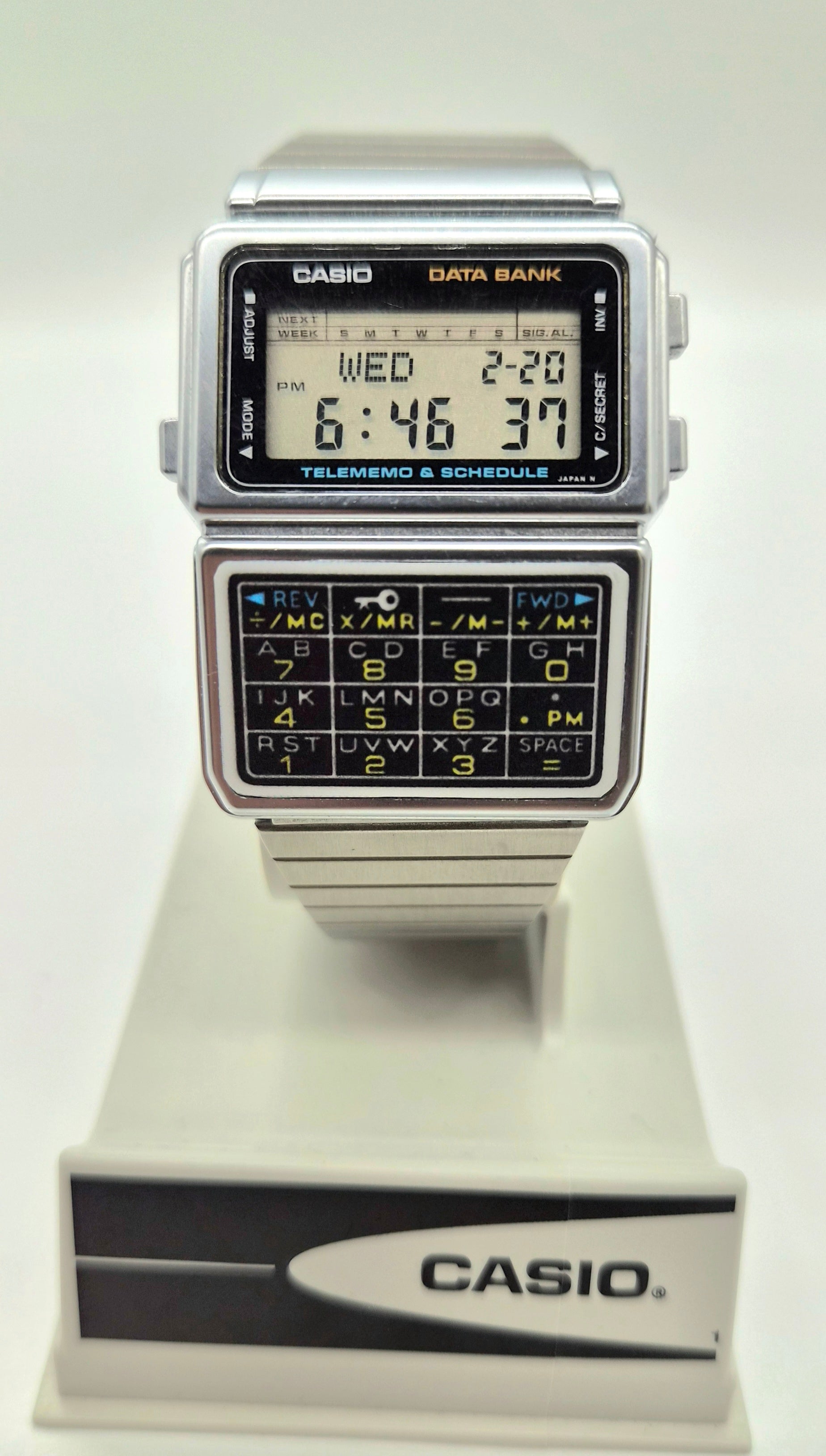 Casio DBC-600 Databank Calculator Watch