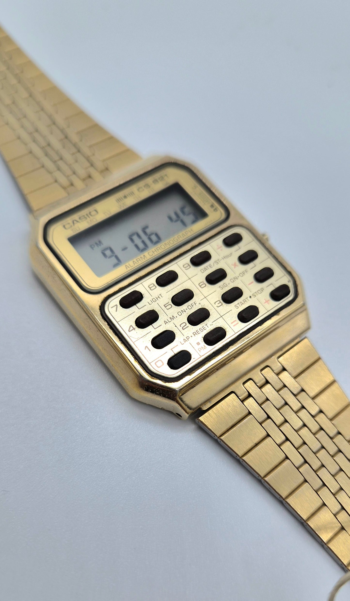 NOS Casio CFS 821 Rare Calculator Watch