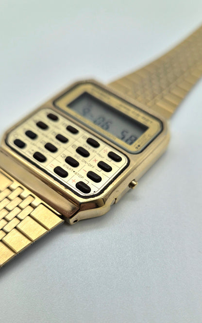 NOS Casio CFS 821 Rare Calculator Watch