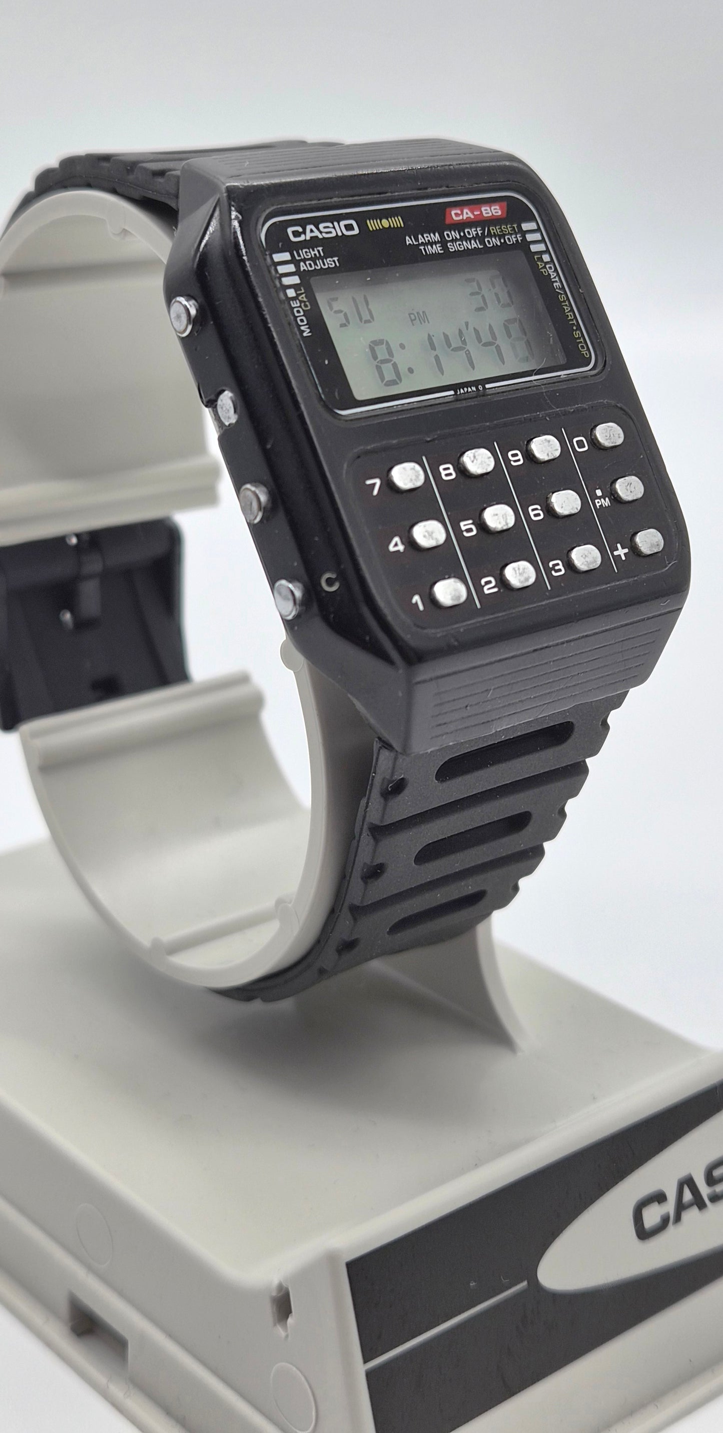 Casio CA-86 Calculator Watch Made in 1986