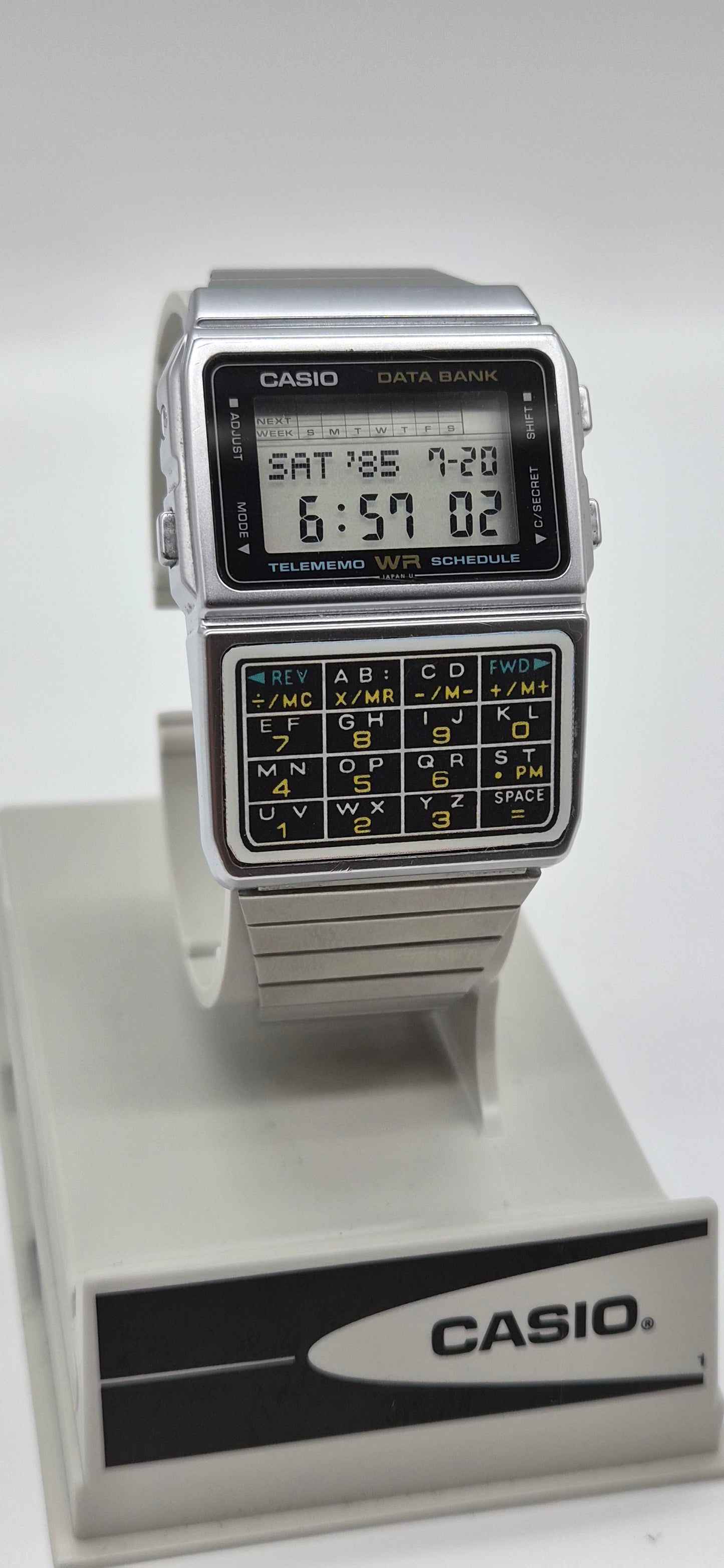 Casio DBC-610 Databank Calculator Watch Made in 1988
