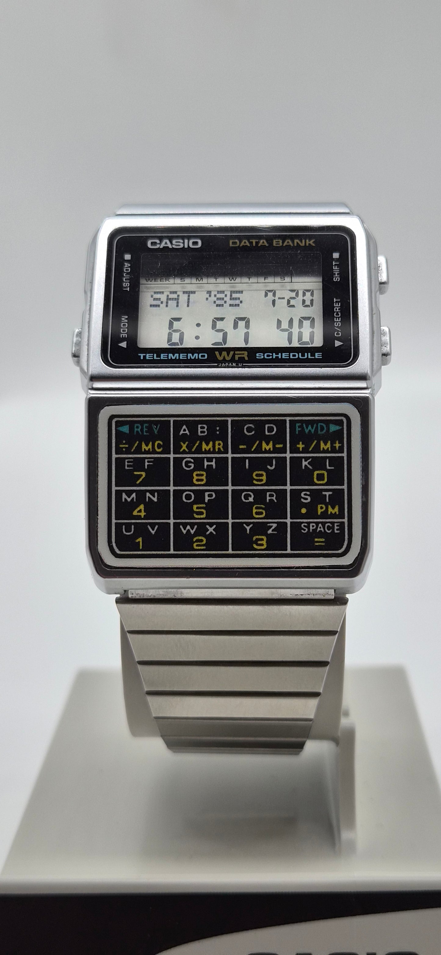 Casio DBC-610 Databank Calculator Watch Made in 1988