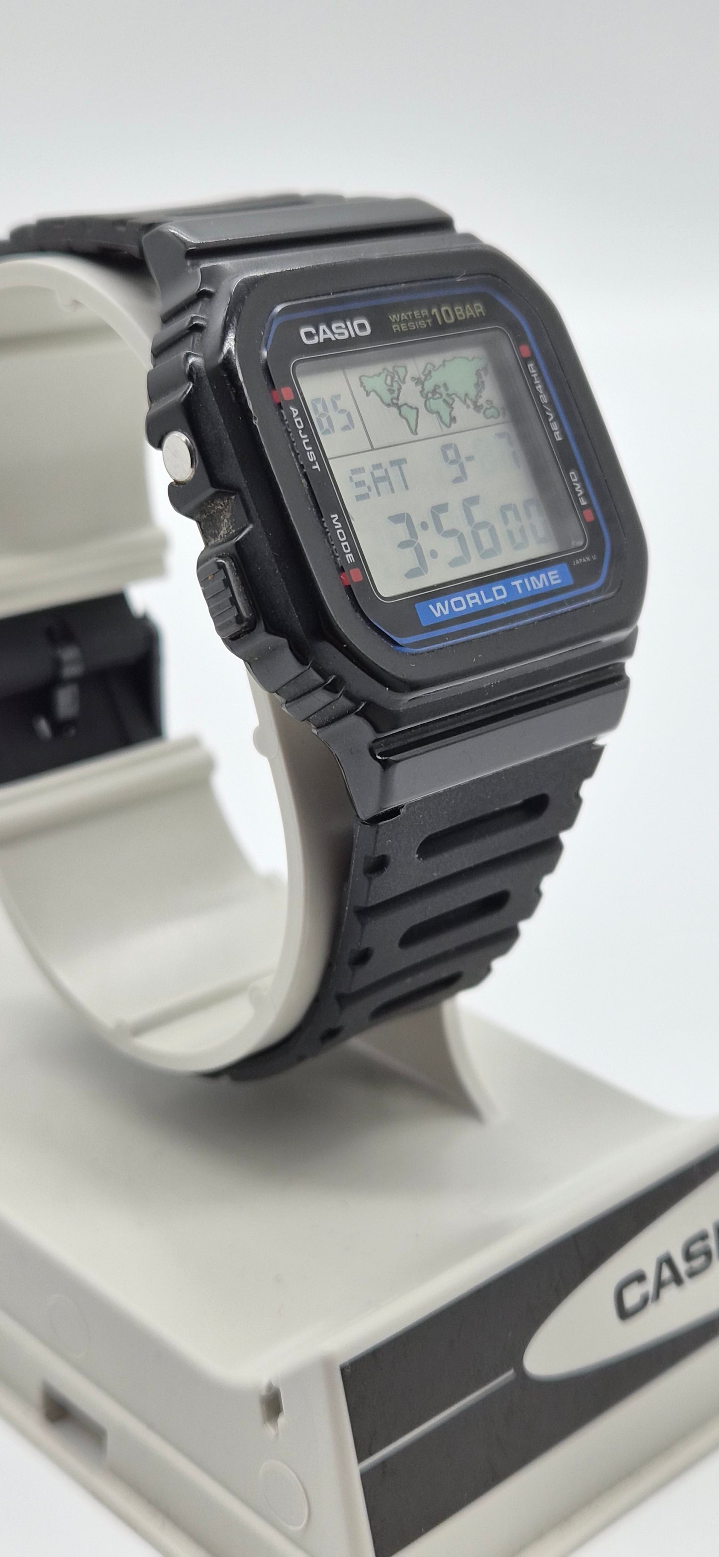 Casio W520U World Time Watch Made in Japan