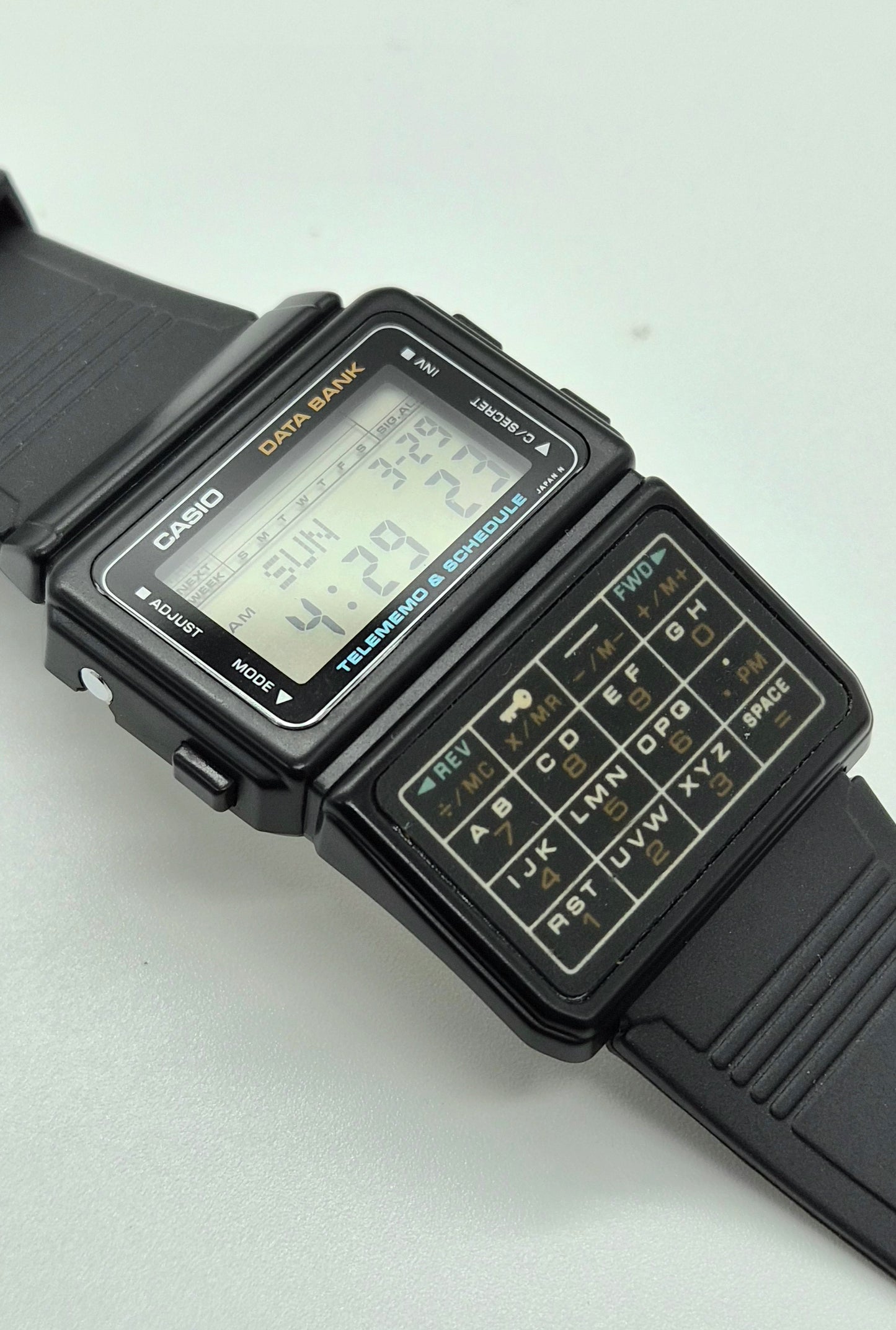 NOS Casio DBC-60 Databank Calculator Watch Made in Japan 1985