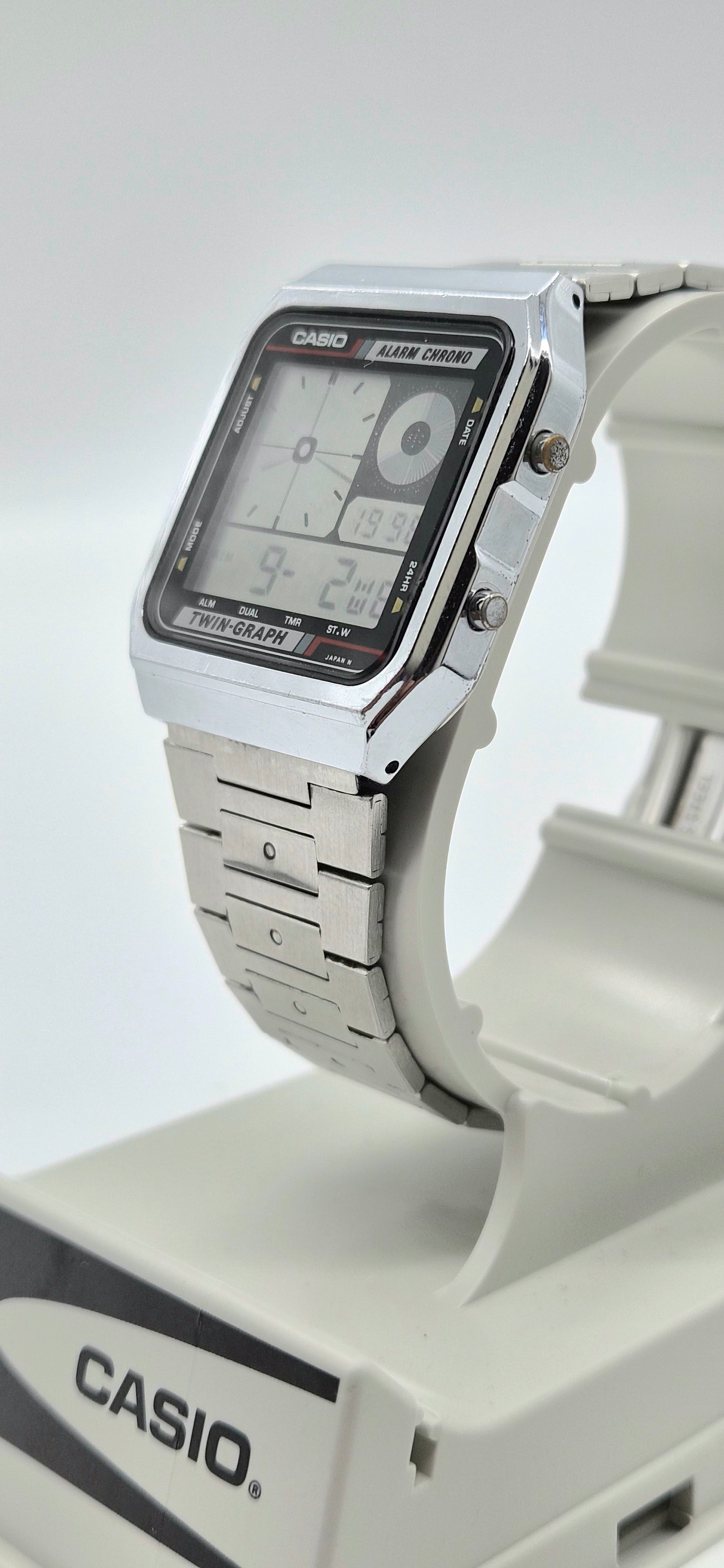 Casio AE200 Twingraph Made in Japan - Rare