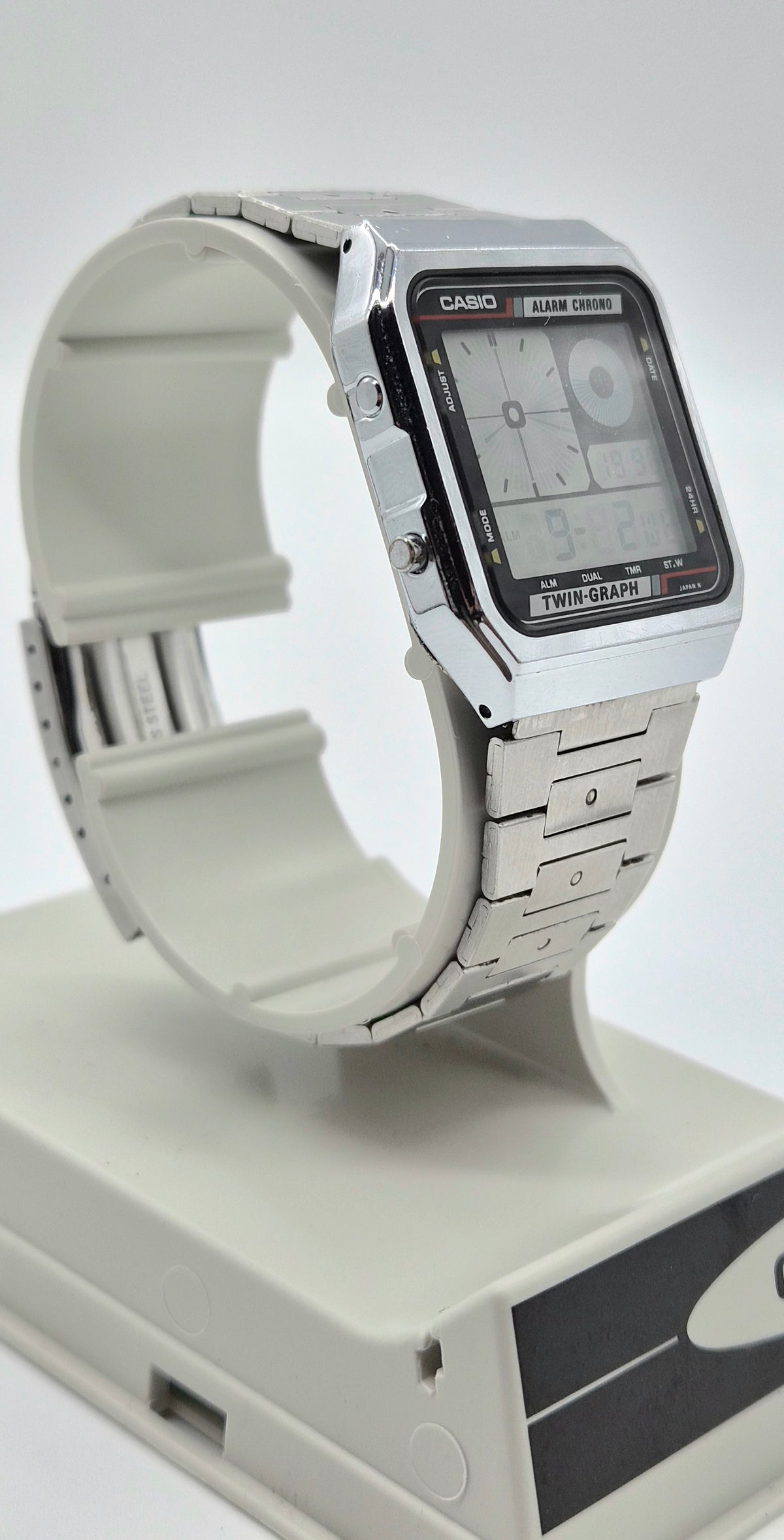 Casio AE200 Twingraph Made in Japan - Rare