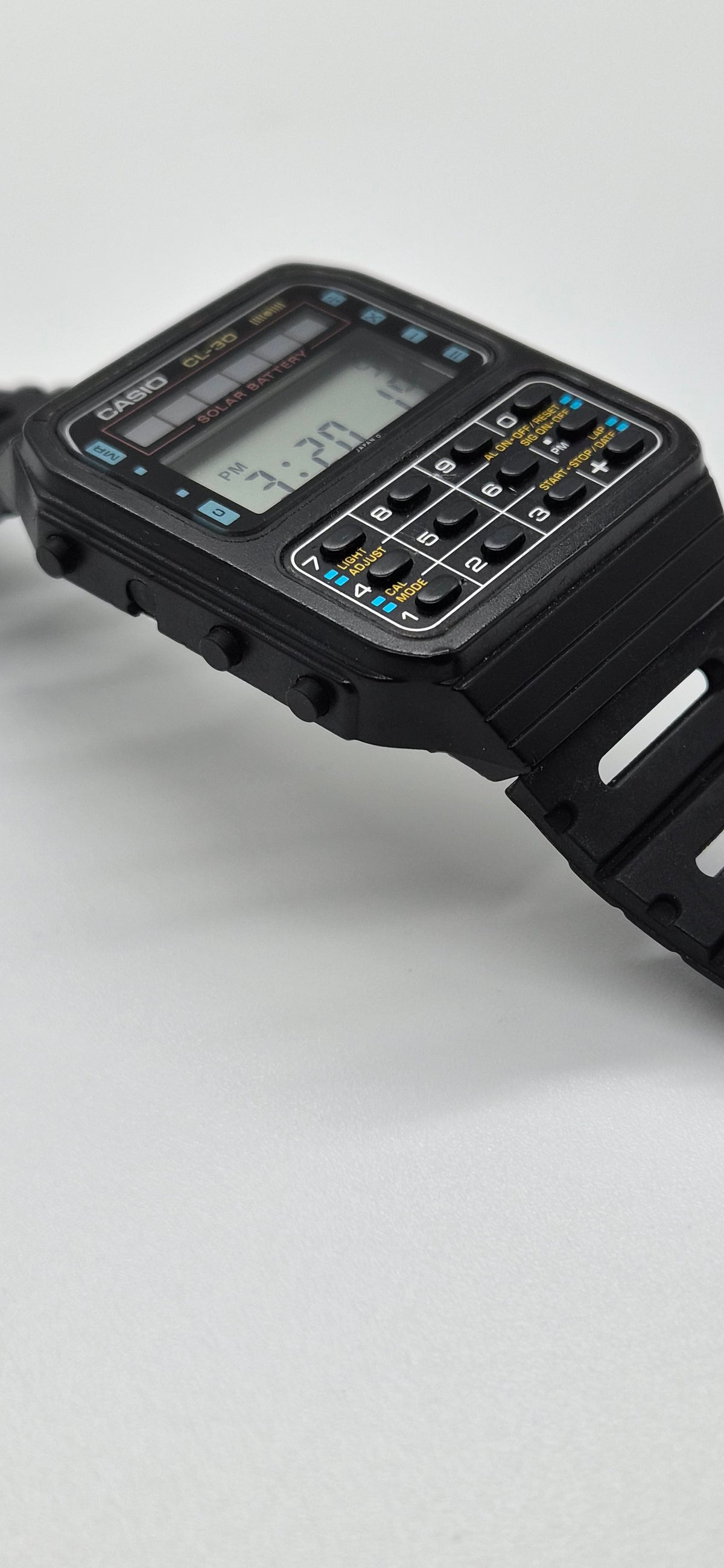 Casio CL-30 Solar Calculator Watch Made in Japan 1983
