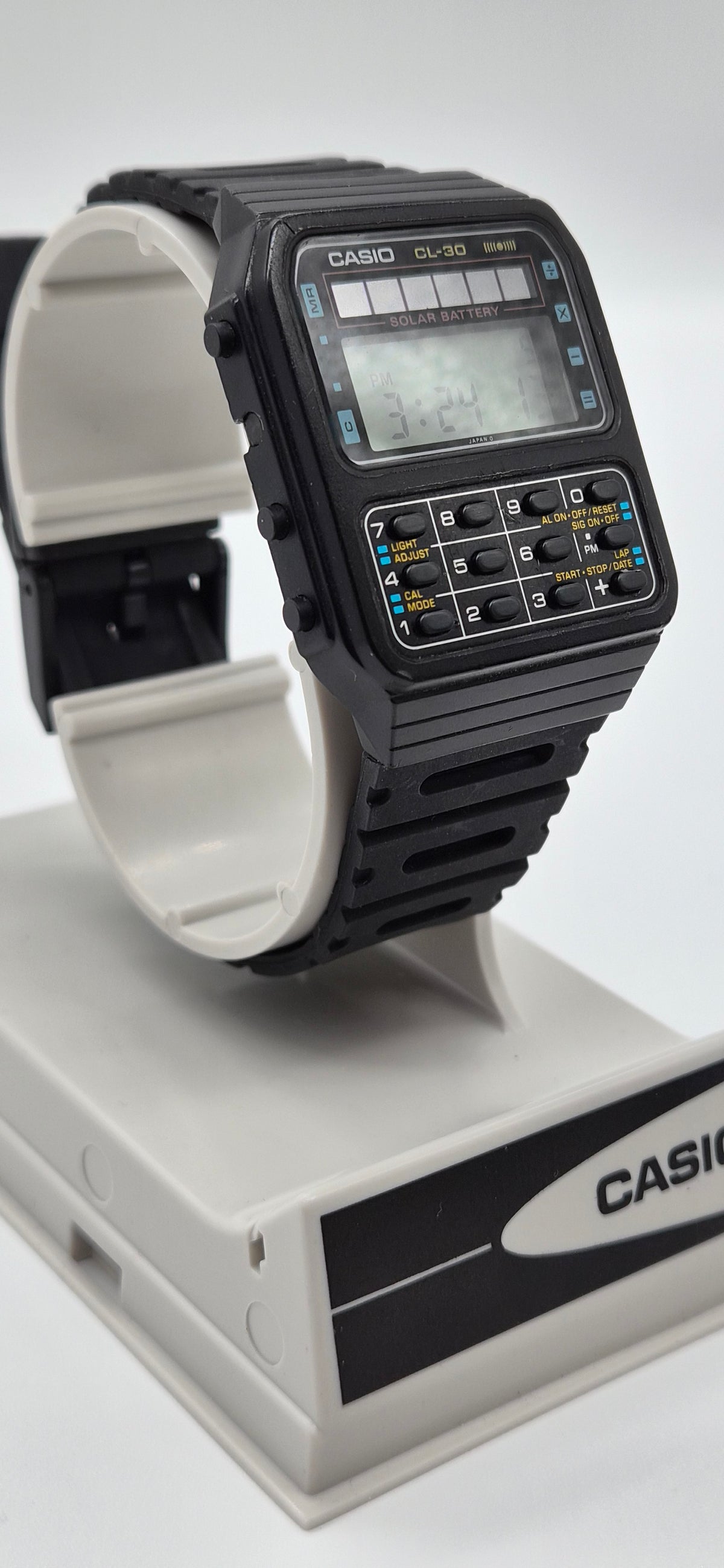 Casio CL-30 Solar Calculator Watch Made in Japan 1983